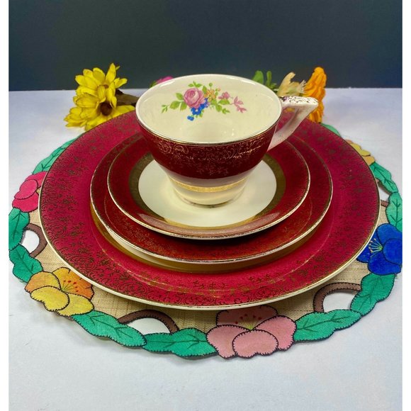Aristocrat by Salem century maroon set 4 pieces, tea cup set, 23K gold encrusted - Picture 3 of 16